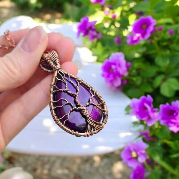 Tree of Life ✦ Wire Wrapped Necklace ✦ Purple Fire Labradorite w/ Copper 2.76" - Picture 2 of 11